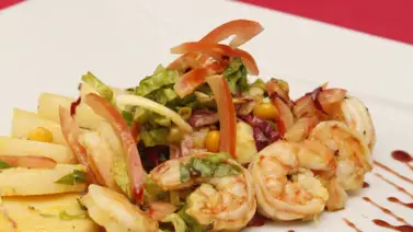 Ensalada de camarones y palmito Ensalada de camarones y palmito