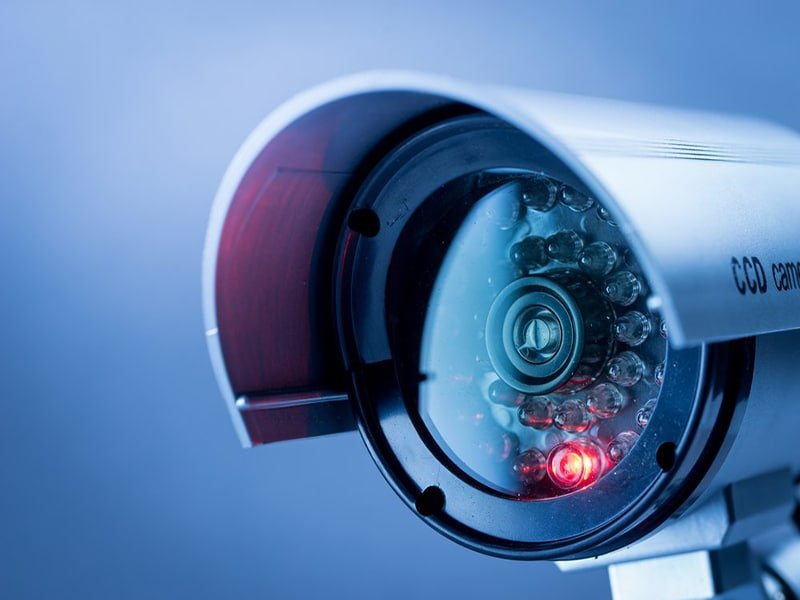 Ventajas y desventajas de instalar una cámara de seguridad Ventajas y desventajas de instalar una cámara de seguridad