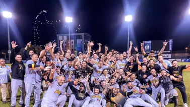 ¡Un fuerte rugido se escuchó en Maracay! Los Leones del Caracas clasificaron a la Gran Final ¡Un fuerte rugido se escuchó en Maracay! Los Leones del Caracas clasificaron a la Gran Final