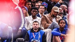 ¡Tchouaméni en las alturas! Se fue a París para ver la NBA y no estuvo con el Real Madrid