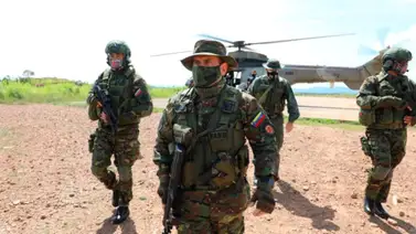 Dos hombres traficaban con armas y municiones de guerra al sur del estado Bolívar Dos hombres traficaban con armas y municiones de guerra al sur del estado Bolívar