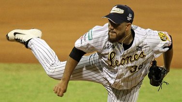 ¡Dura baja! Los Leones del Caracas no podrán contar con este lanzador para el resto del Round Robin