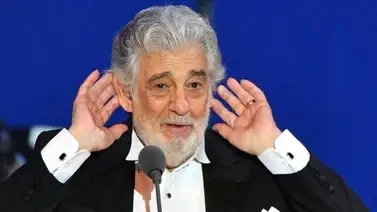 Plácido Domingo cantó algunas notas con intensidad y lo juzgan de acosador Plácido Domingo cantó algunas notas con intensidad y lo juzgan de acosador