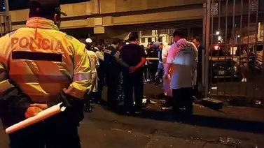 Presuntos sicarios asesinan a venezolano durante una fiesta callejera en Perú Presuntos sicarios asesinan a venezolano durante una fiesta callejera en Perú