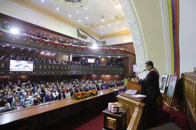 Nicolás Maduro: La Gran Misión Chamba Juvenil se perdió en el tiempo y en el espacio