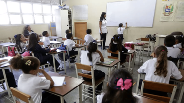 Por la Educación de Calidad… Por nuestros maestros