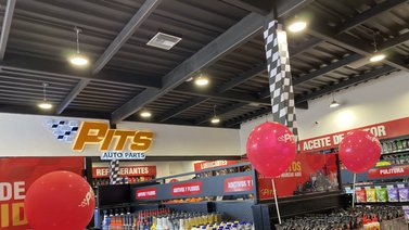 PITS Auto Parts consolida su área de servicios especiales