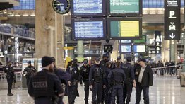 Seis heridos por arma blanca deja ataque en París
