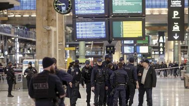 Seis heridos por arma blanca deja ataque en París