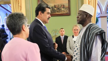 Jefe de Estado recibe cartas credenciales de embajadores de cuatro países
