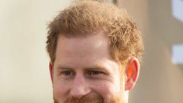 Según el príncipe Enrique su padre tenía celos de Meghan y Catalina