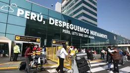 Aeropuerto decide cerrar sus puertas por protestas en Perú