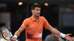 ¡"Nole" está intratable! Djokovic avanza a las semifinales del torneo de Adelaida