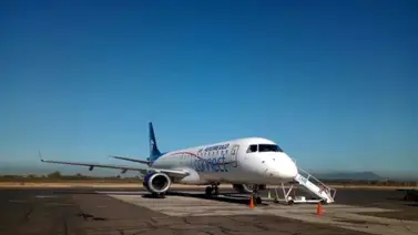 Atacado a disparos avión de la Fuerza Aérea Mexicana en Culiacán Atacado a disparos avión de la Fuerza Aérea Mexicana en Culiacán