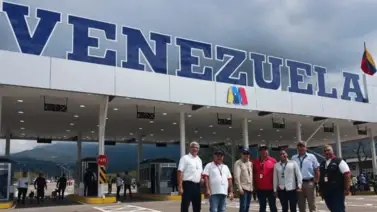 Cantv conectó Internet de fibra óptica en el Puente Atanasio Girardot Cantv conectó Internet de fibra óptica en el Puente Atanasio Girardot