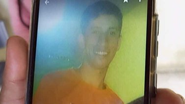 Delincuentes le propinaron un tiro en el cuello: Asesinaron a joven en El Cementerio
