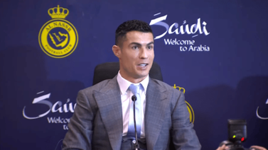 Presentan a Cristiano Ronaldo como nuevo futbolista del Al Nassr