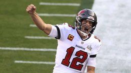 Tom Brady lo vuelve hacer y mete a los Buccaners de Tampa Bay en Playoff