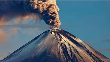 Alerta máxima en Ecuador: Volcán Sangay genera fuertes explosiones en cada hora