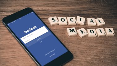Presidente de Uganda justifica el bloqueo de Facebook en el país
