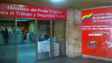 Ministerio para el Trabajo extiende por dos años más el decreto que prohíbe despidos