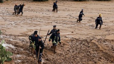 Evacuados 1.700 turistas en Petra por las inundaciones en Jordania