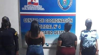 Le cayeron a escobazos: Detenidas dos mujeres por golpear a hombre epiléptico