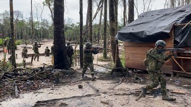La FANB desmantela campamento asociado a la minería ilegal en Bolívar