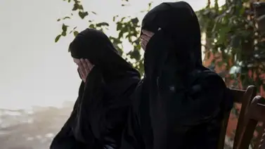 Continúan los vetos: Talibanes prohíben a todas sus mujeres trabajar en ONG Continúan los vetos: Talibanes prohíben a todas sus mujeres trabajar en ONG