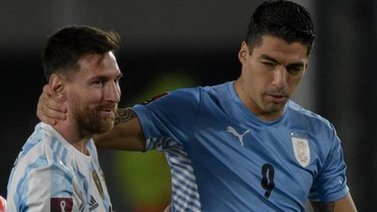 ¡Celebración entre amigos! Messi y Luis Suárez pasan la Navidad juntos en Rosario