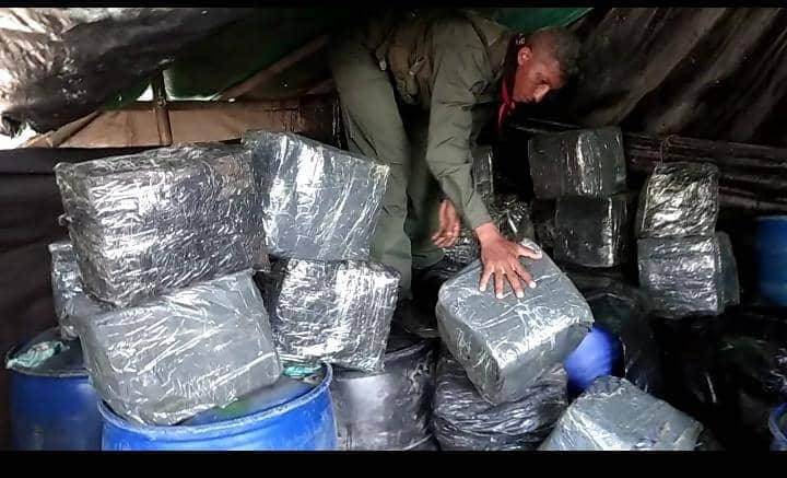 FANB incautó más de 250 uniformes militares y pertrechos de guerra de grupos Tancol FANB incautó más de 250 uniformes militares y pertrechos de guerra de grupos Tancol