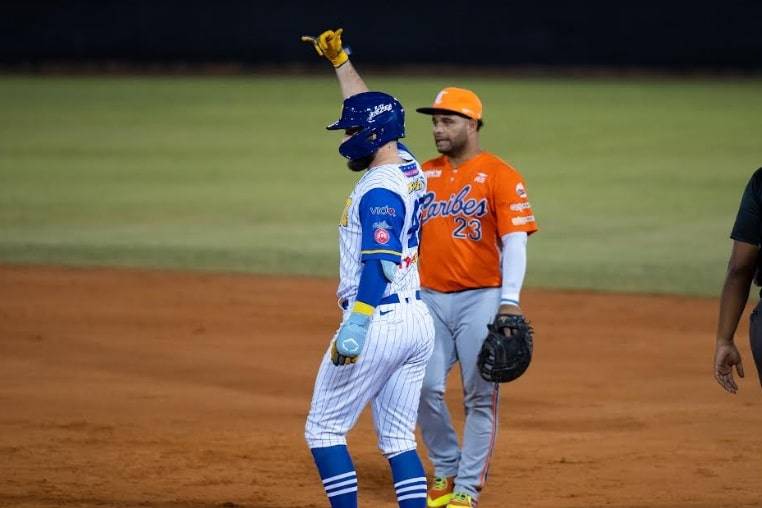 ¡Golpe de timón en Valencia! Renato Núñez liquidó a Caribes con estacazo de tres carreras