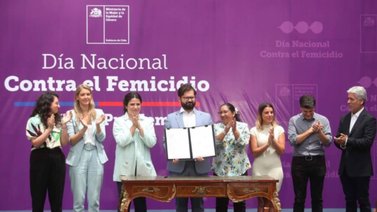 Chile promulgó ley en apoyo a la lucha contra el maltrato a la mujer