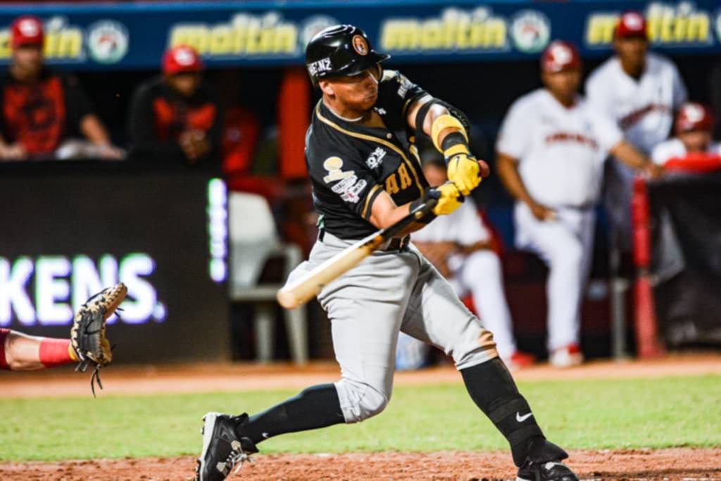 Leones del Caracas rugen fuerte en Barquisimeto y obtienen su victoria número 33