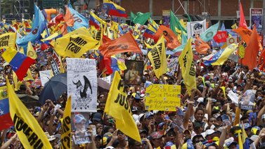 Partidos políticos de oposición podrían eliminar "interinato" de Juan Guaidó