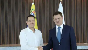 Viceprimer ministro de Rusia llega a Venezuela para una reunión cooperativa Viceprimer ministro de Rusia llega a Venezuela para una reunión cooperativa
