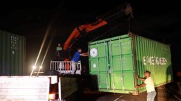 Venezuela retira contenedores del puente de Tienditas