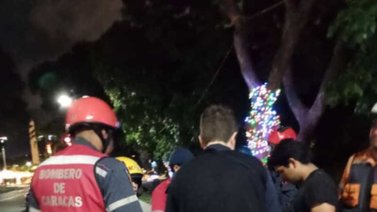 Reportan cuatro heridos tras accidente vial en Paseo Los Próceres