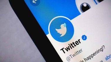 Twitter planea relanzar el sistema de verificación de cuentas
