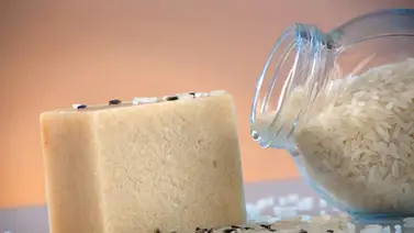 Arroz como ingrediente principal del jabón de tocador Arroz como ingrediente principal del jabón de tocador