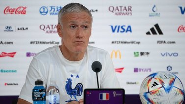 Deschamps: Mbappé sabe buscar las soluciones