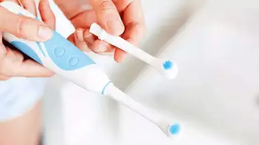 Forma de limpiar tu cepillo de dientes eléctrico Forma de limpiar tu cepillo de dientes eléctrico