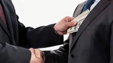 Contra la corrupción ser portavoces del cambio Contra la corrupción ser portavoces del cambio