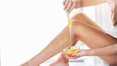 Luce unas piernas suaves gracias a la miel