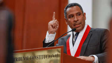 Presidente Constitucional de Perú pide a Fuerzas Armadas restablecer el orden