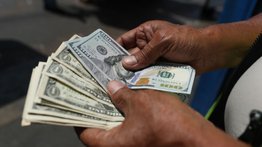 En ascenso: Así cerró el dólar paralelo este miércoles