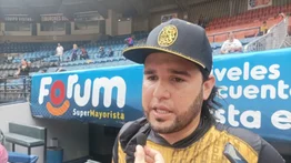 Eugenio Suárez llega para blindar más la alineación de los Leones del Caracas