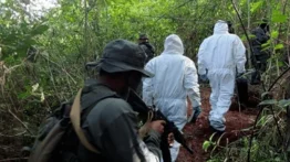 FANB localiza osamenta en fosa de Bolívar