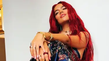 Karol G causa polémica en redes al decolorarse las cejas Karol G causa polémica en redes al decolorarse las cejas