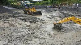 Realizan labores de remoción de escombros en las vías de Trujillo